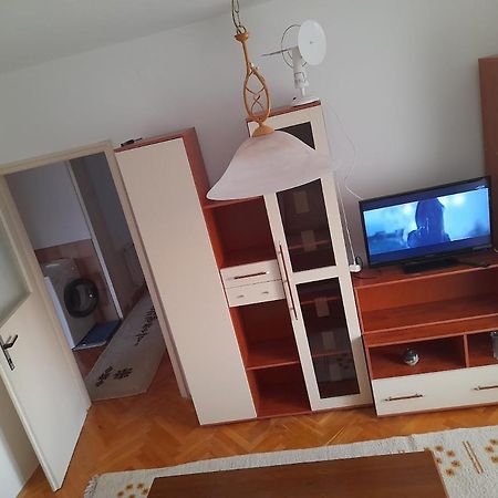 Apartman Bulevar Stupine Τούζλα Εξωτερικό φωτογραφία
