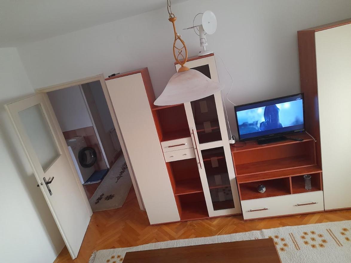 Apartman Bulevar Stupine Τούζλα Εξωτερικό φωτογραφία