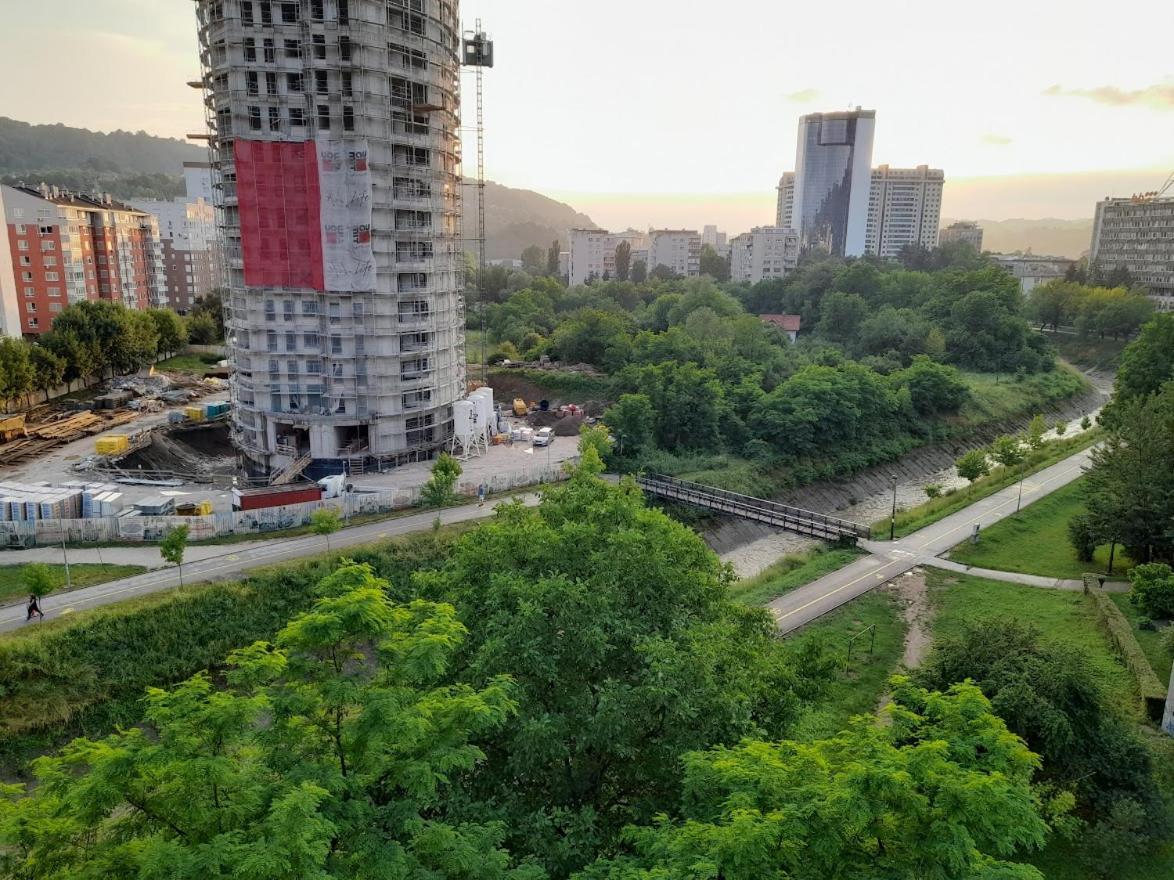 Apartman Bulevar Stupine Τούζλα Εξωτερικό φωτογραφία